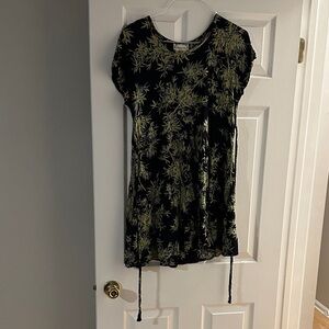 Chic Black and Green Floral Women's Blouse